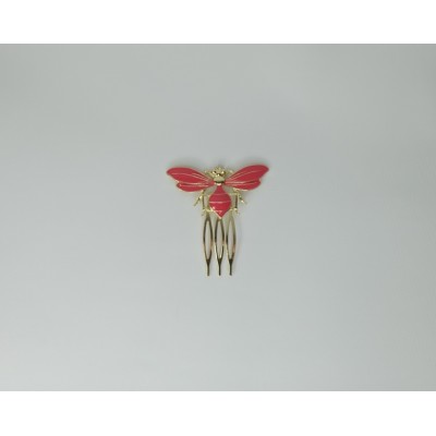 Peina libélula rosa