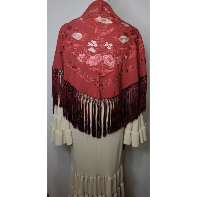 Manton begoña granate