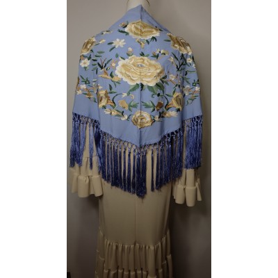 Mantón Begoña celeste