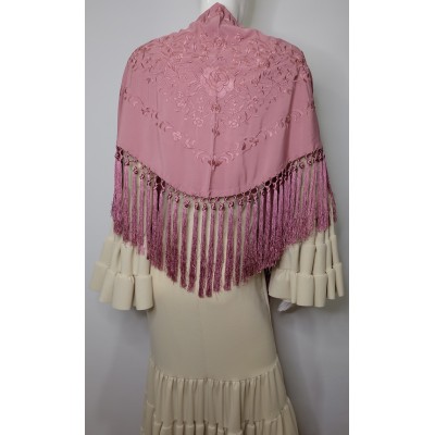 Mantón de seda Begoña Rosa palo bordado al tono