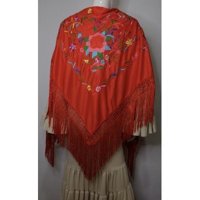 Mantón bordado y flecado a máquina grande