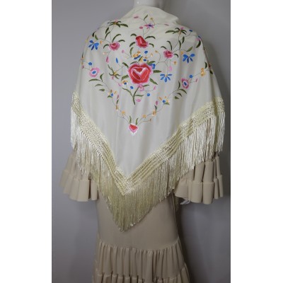 Mantón beige bordado en tonos varios