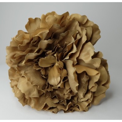 Peonia grande dorada