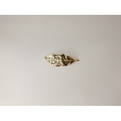Broche hoja
