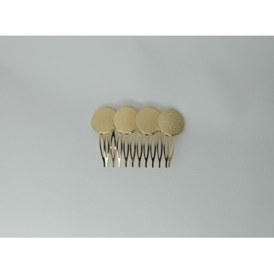 Peina círculos dorados